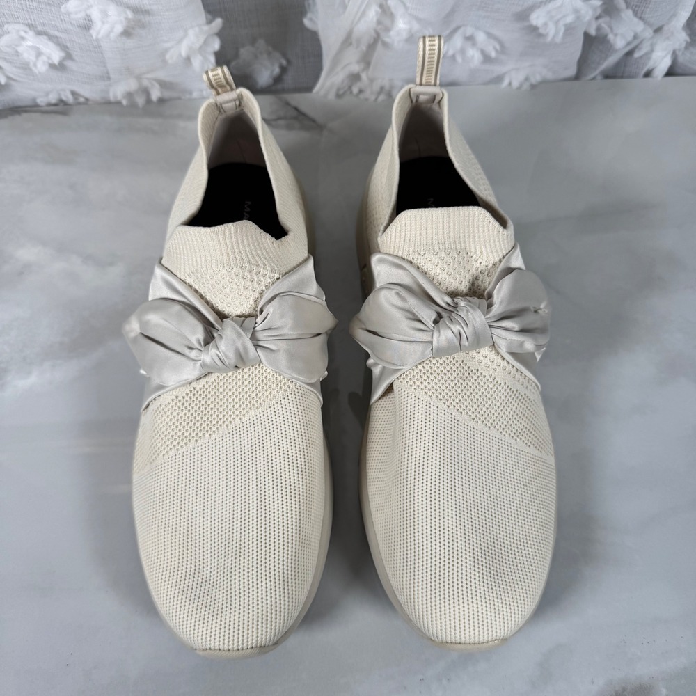 Mark Nason Cream Bow Sneakers Breathable Mesh Upper Pull On Size 10 - Picture 2 of 10